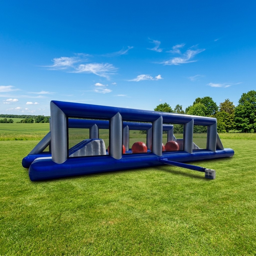Stormbaan Bouncing Balls van 20 meter met wanden van 5 meter hoog bij Revando Verhuur in Maarheeze