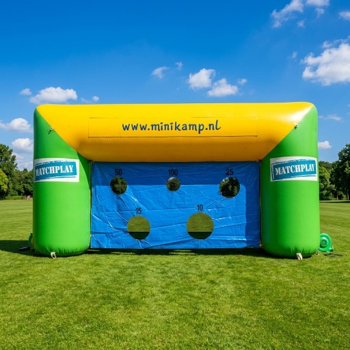 Puntenwand van 8 bij 4 meter met scorevakken voor voetbal en hockey huren